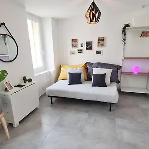 https://maxbnb-valbourd-3-studio-20m-clim-ouest.fr-provencehotel.com